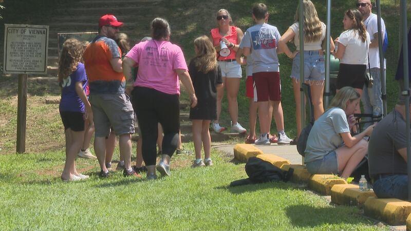 Nature scavenger hunt held at McDonough Wildlife Refuge